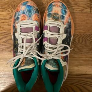 DS 2022 NIKE KYRIE 8 CIRCLE OF LIFE LIGHT BONE BASKETBALL SHOES SNEAKERS